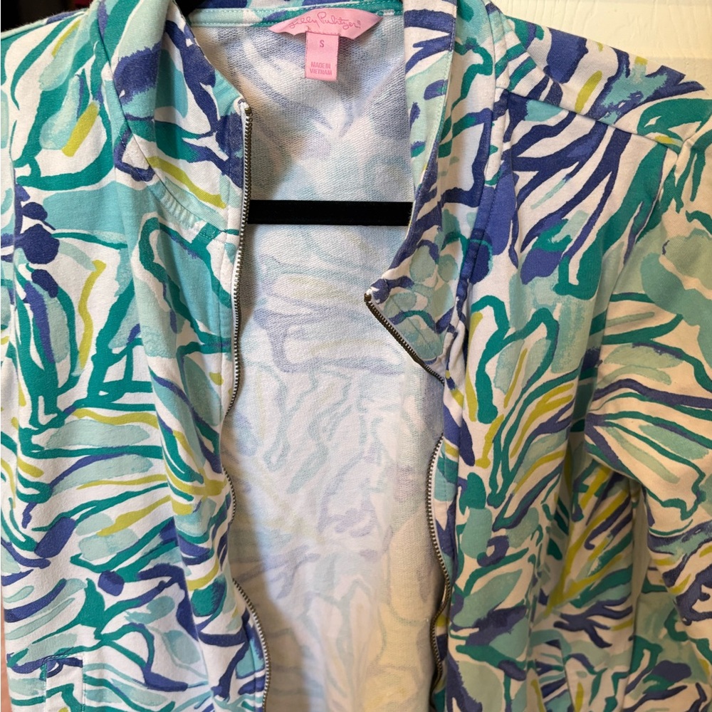 Lilly Pulitzer Zip-Up Popover in Aqua, Teal & Green - Picture 8 of 8
